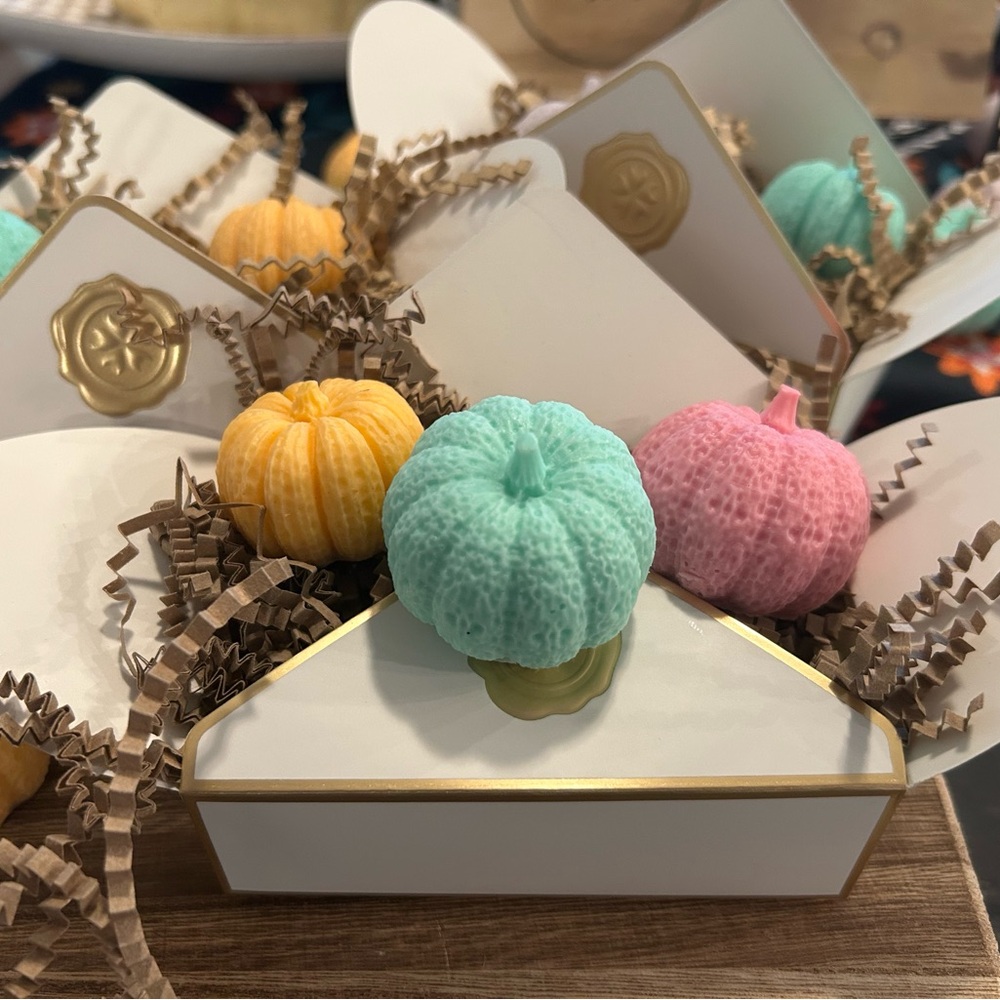 Custom handmade soap - Picture 3 of 3